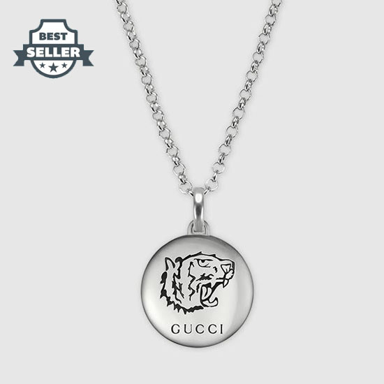 구찌 '블라인드 포 러브' 타이거 라운드 실버 목걸이 Gucci Blind For Love necklace in silver 455541 J8400 0701