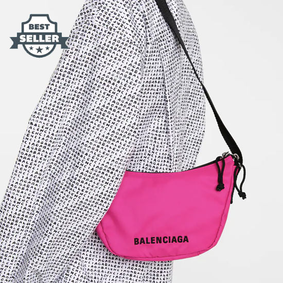 발렌시아가 로고 나일론 숄더백 Balenciaga Wheel nylon shoulder bag