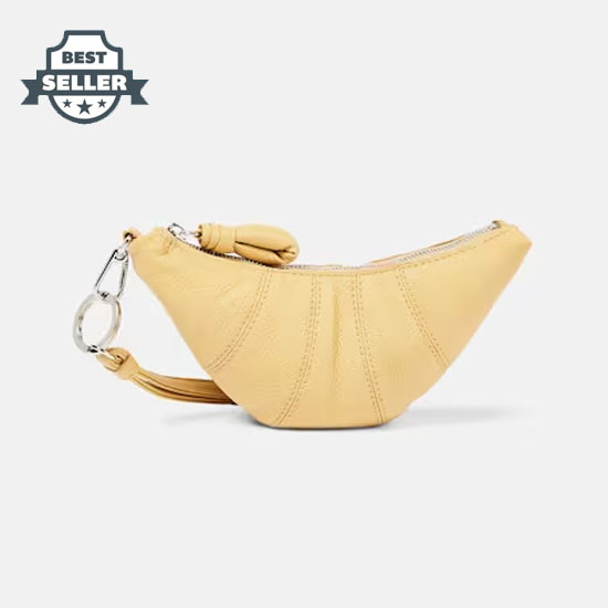 르메르 크로와상 동전 지갑 Lemaire Croissant leather coin purse with strap