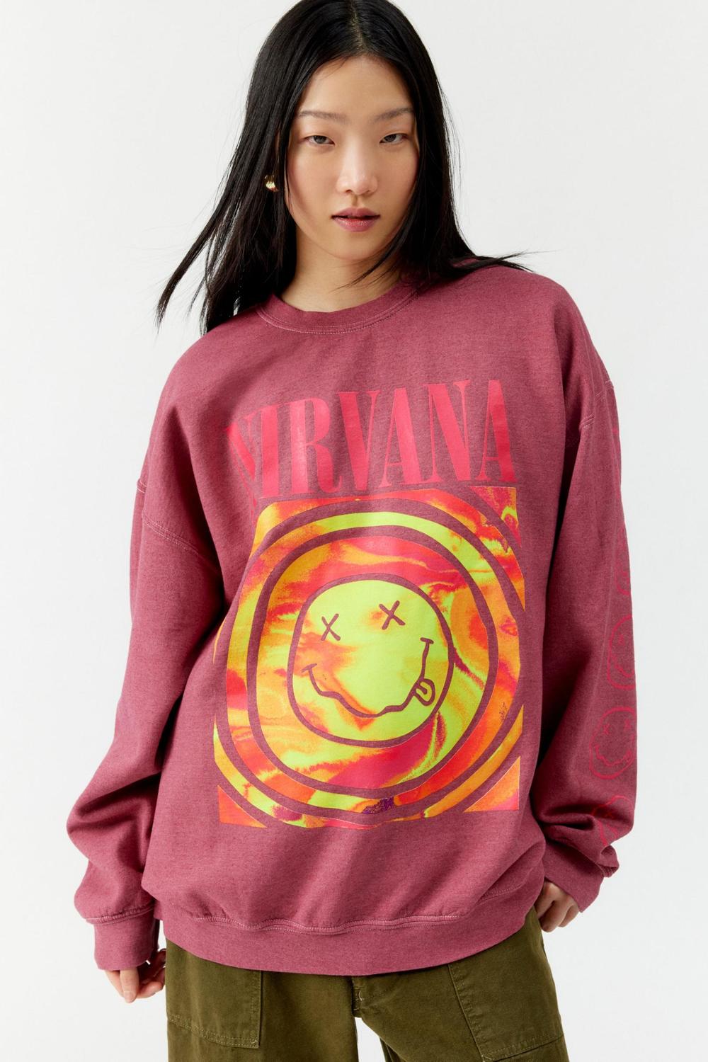 어반 아웃피터스 너바나 스마일 맨투맨 6종 (전소미 착용) Urban Outfitters Nirvana Smile Overdyed Sweatshirt